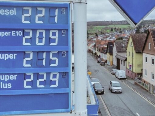 Mesure exceptionnelle de l’État fédéral : 1 € de déduction fiscale par litre de carburant professionnel en 2026 !
