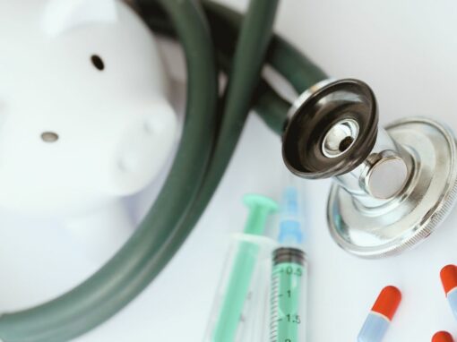 Dividendes vs salaire : comment se rémunérer en tant que médecin en société ?